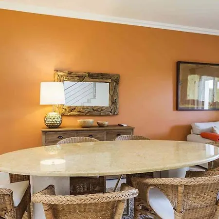 Vila Sleeps 8 With Pool Air Con And Wifi Quinta do Lago